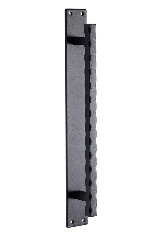 BARN DOOR HANDLE ON PLATE BLK CTC 300mm