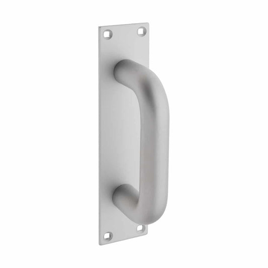 PULL HANDLE ON 50x152mm BLANK PLATE